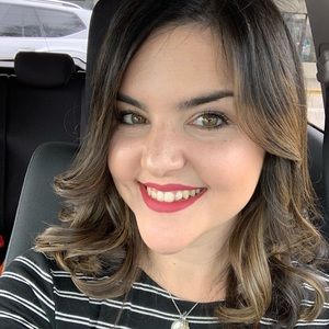 Meet your Posher, Jessica